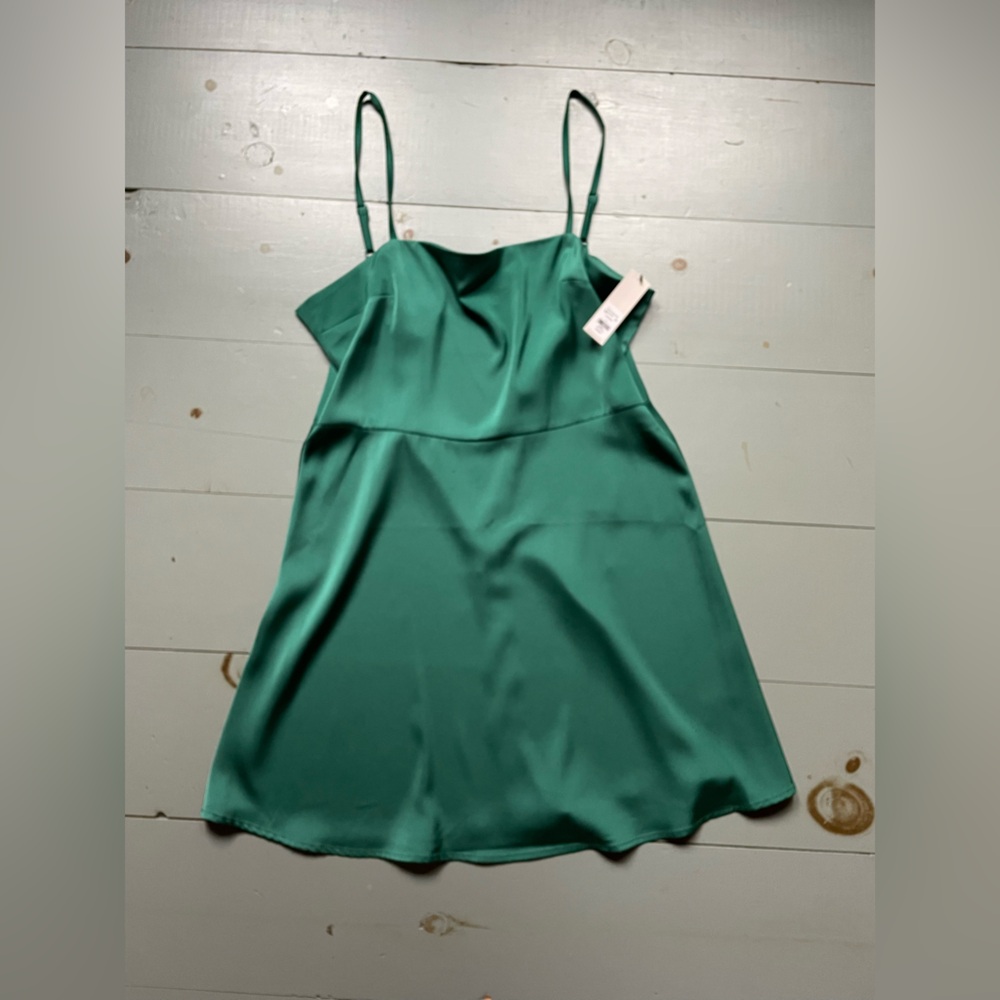 Francesca’s Silky Green Mini Dress L